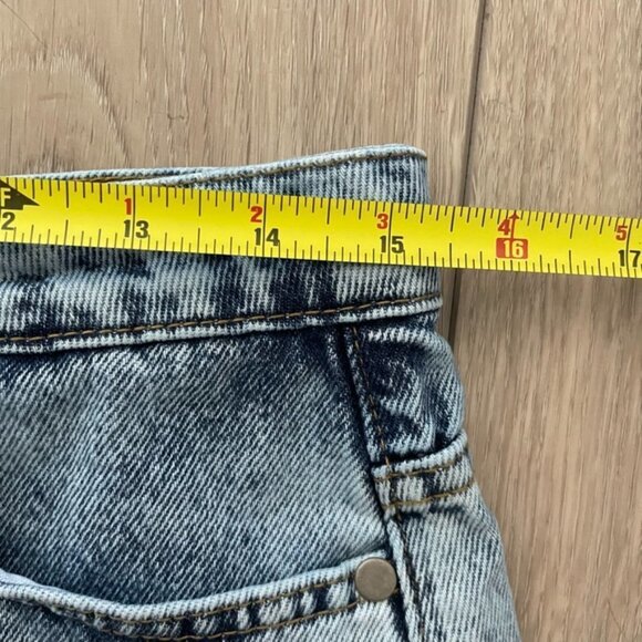 𝅺PRETTY Little Thing | High Waisted Distressed Shorts - Picture 7 of 9